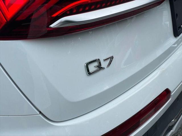 2021 Audi Q7 - $21,156
