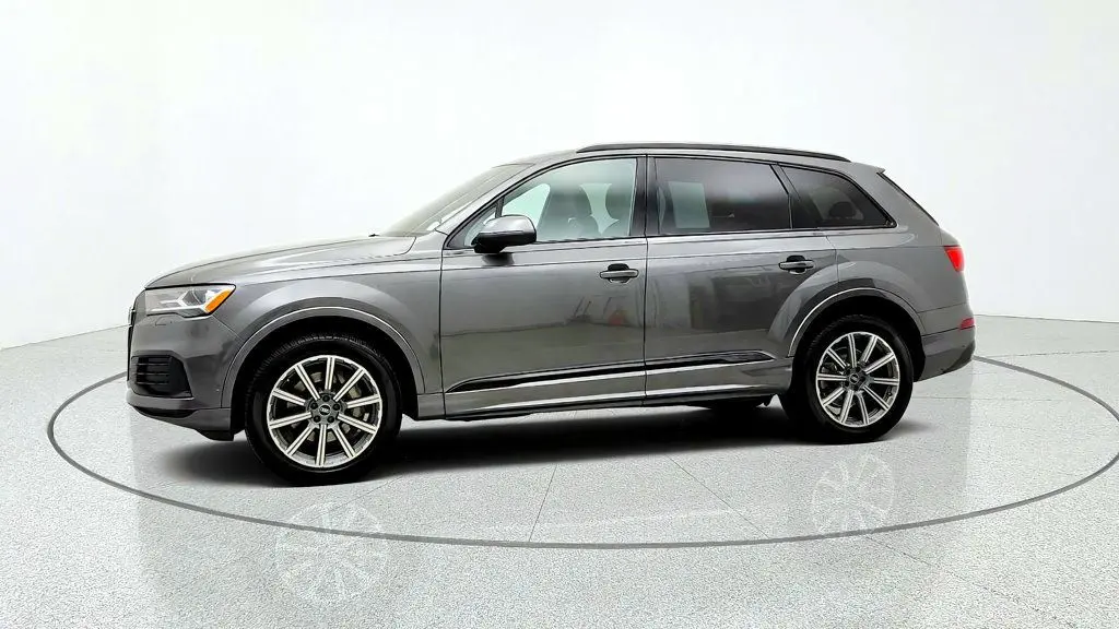 2022 Audi Q7 - $23,995