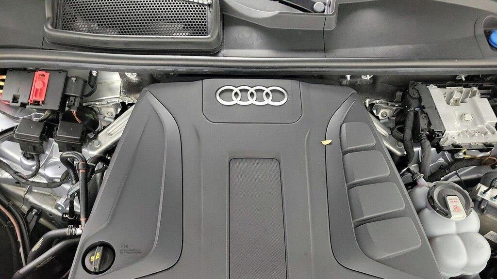 2022 Audi Q7 quattro Premium Plus 45 TFSI