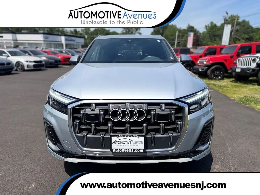 2025 Audi Q7 - $47,995
