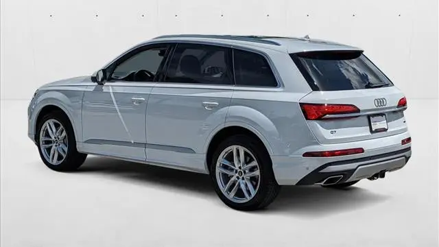 2025 Audi Q7 quattro Premium Plus 55 TFSI