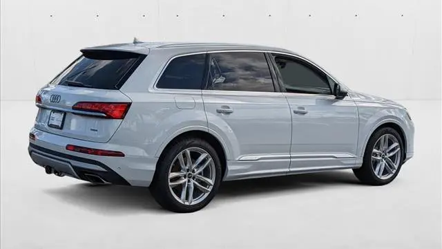 2025 Audi Q7 quattro Premium Plus 55 TFSI