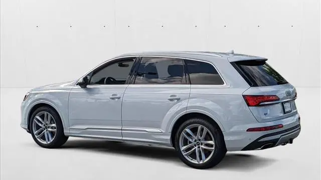 2025 Audi Q7 quattro Premium Plus 55 TFSI