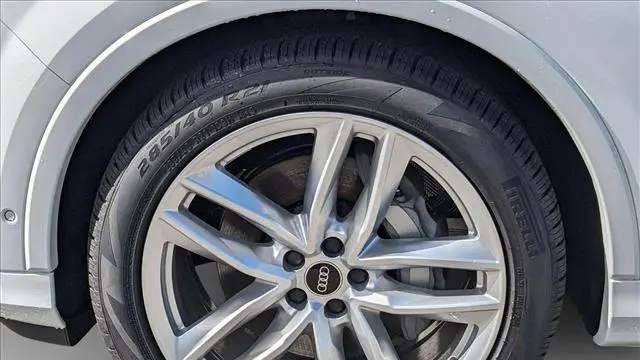 2025 Audi Q7 quattro Premium Plus 55 TFSI