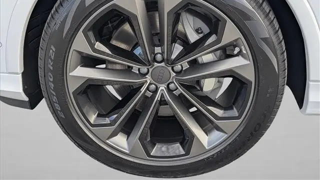 2026 Audi Q7 quattro Premium Plus 55 TFSI