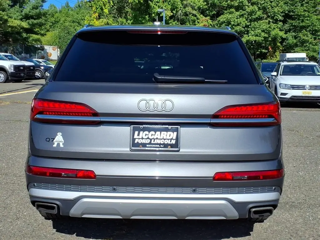 2025 Audi Q7 - $39,890