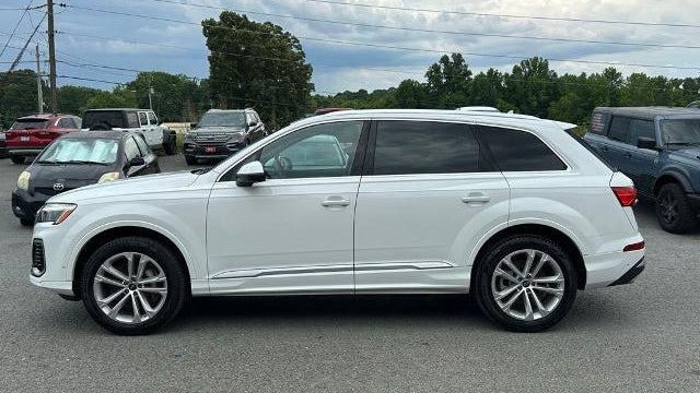 2025 Audi Q7 quattro Premium Plus 55 TFSI