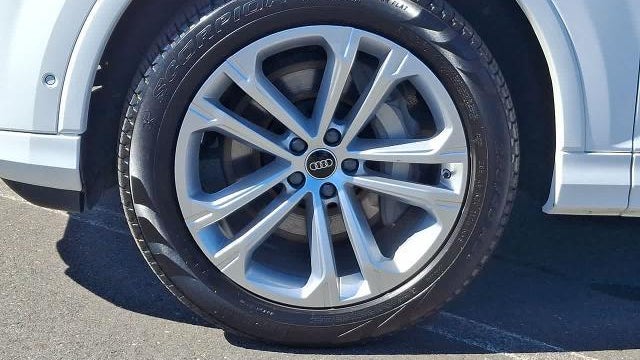 2025 Audi Q7 quattro Premium Plus 55 TFSI