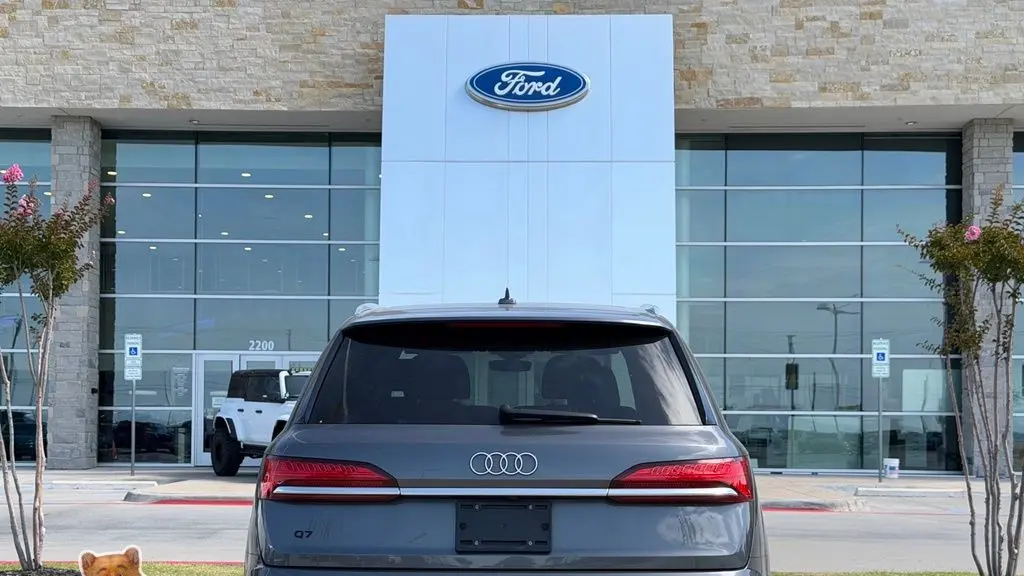 2025 Audi Q7 quattro Premium Plus 55 TFSI