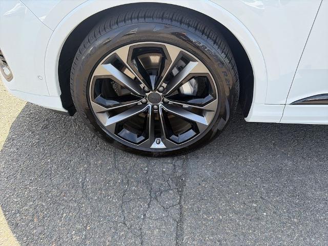2026 Audi Q7 - $59,290