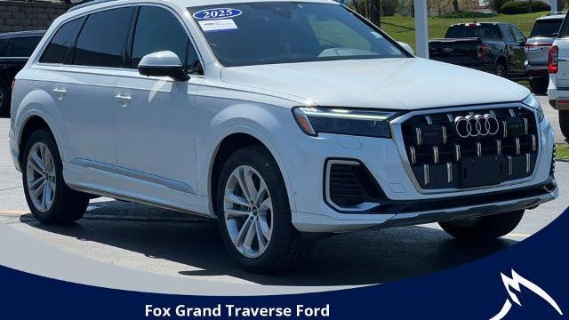 2025 Audi Q7 quattro Premium Plus 55 TFSI