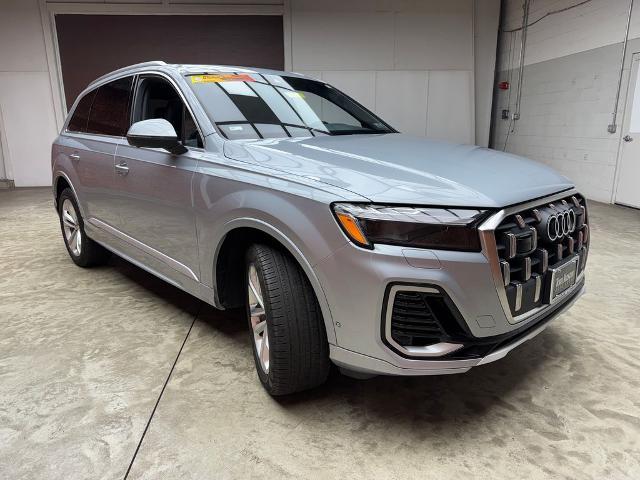 2025 Audi Q7 - $42,510