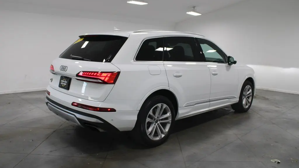 2025 Audi Q7 quattro Premium Plus 55 TFSI