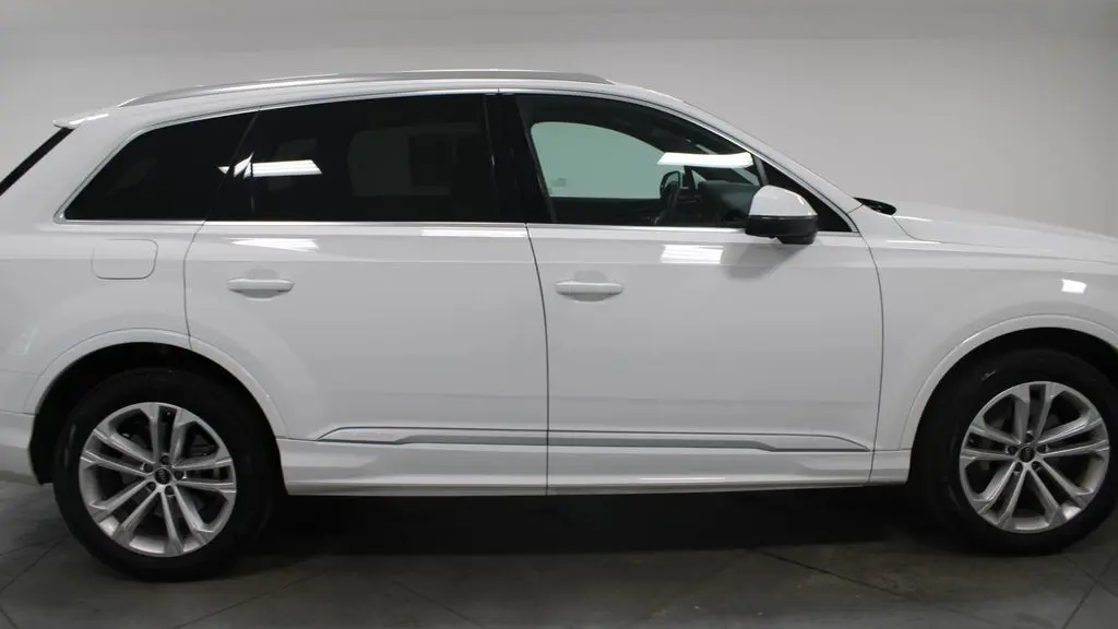 2025 Audi Q7 quattro Premium Plus 55 TFSI