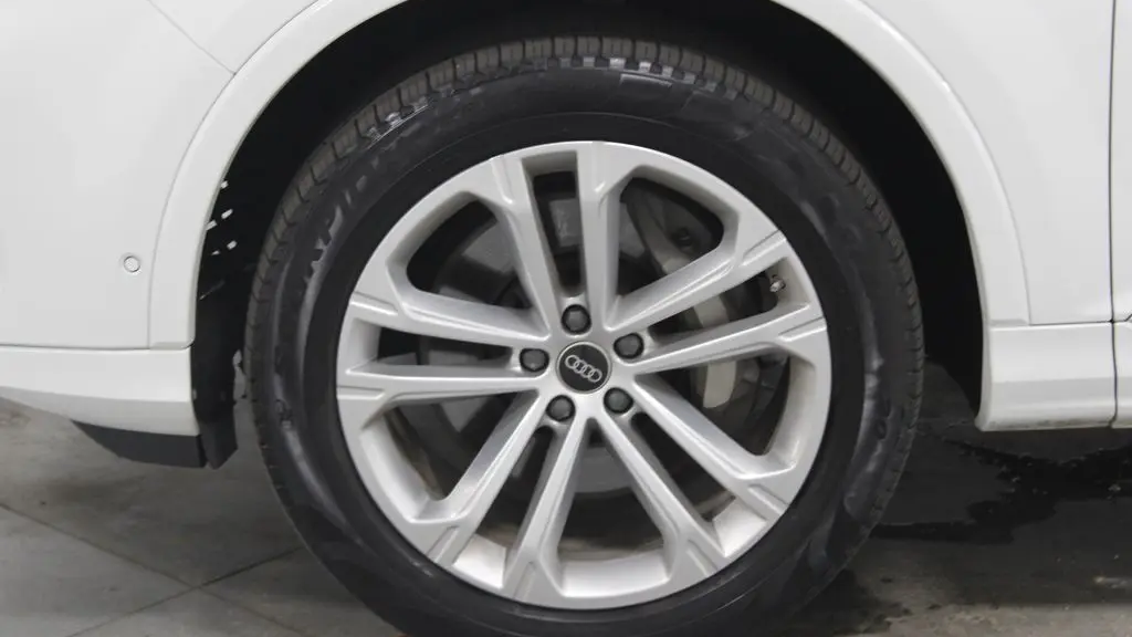2025 Audi Q7 quattro Premium Plus 55 TFSI