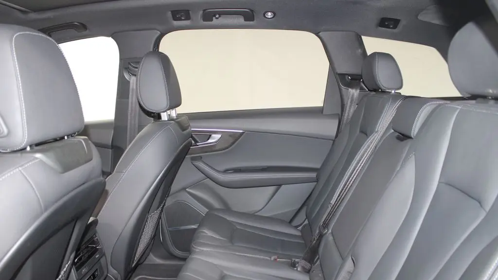 2025 Audi Q7 quattro Premium Plus 55 TFSI