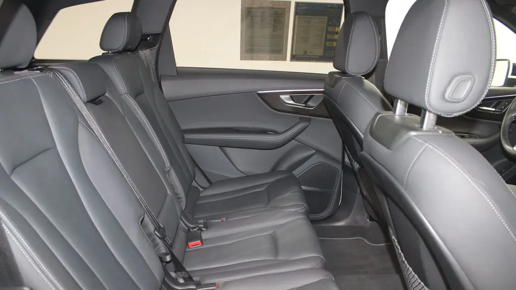 2025 Audi Q7 quattro Premium Plus 55 TFSI