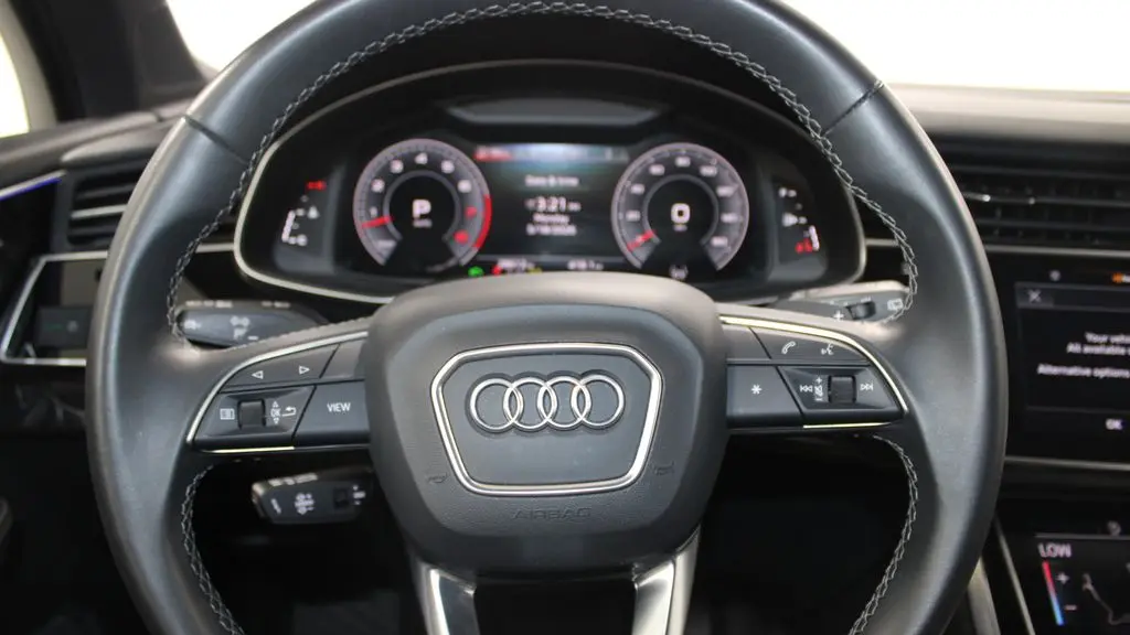 2025 Audi Q7 quattro Premium Plus 55 TFSI