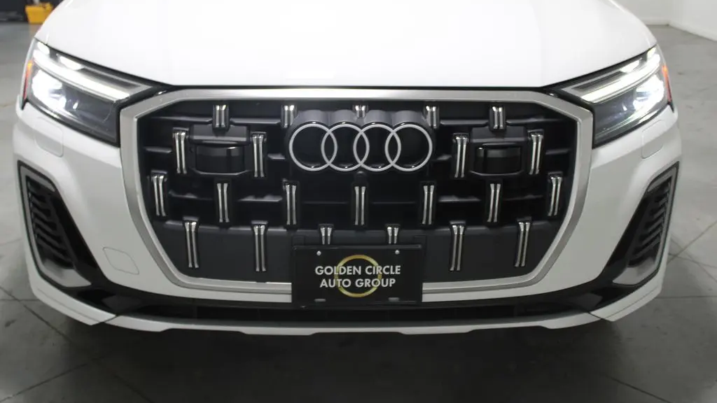 2025 Audi Q7 quattro Premium Plus 55 TFSI