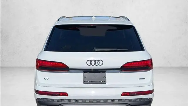 2026 Audi Q7 quattro Premium Plus 55 TFSI