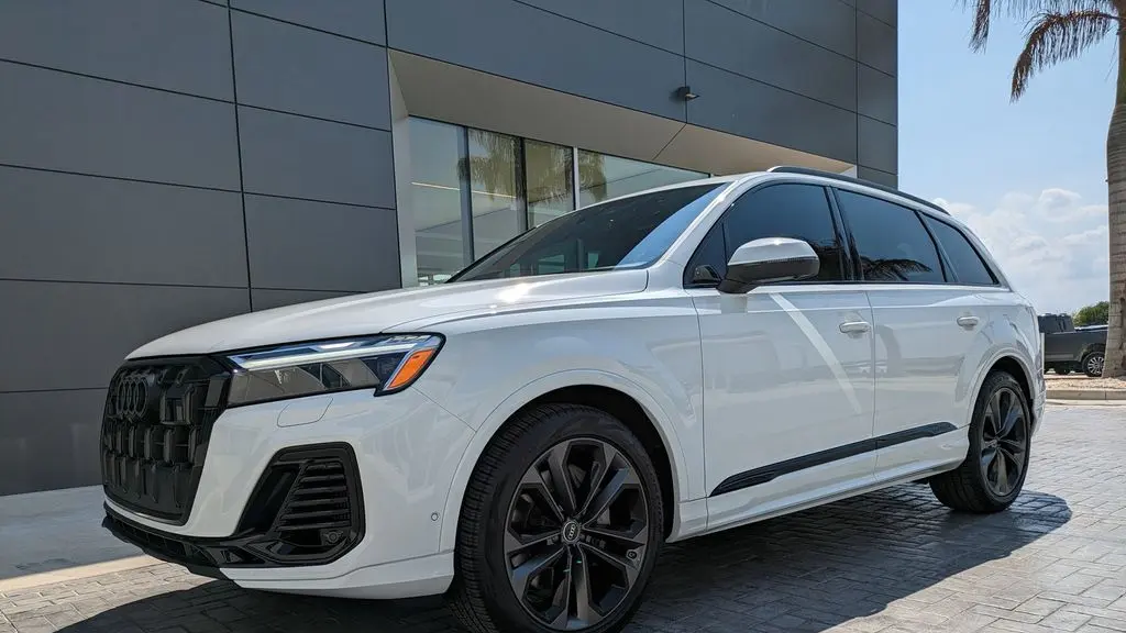 2026 Audi Q7 quattro Premium Plus 55 TFSI