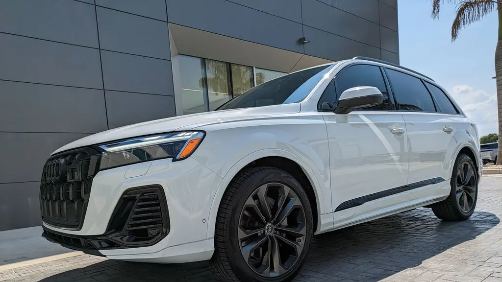 2026 Audi Q7 quattro Premium Plus 55 TFSI