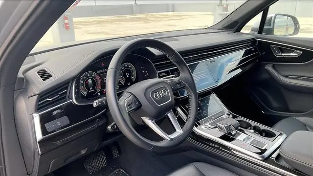 2025 Audi Q7 quattro Premium Plus 55 TFSI
