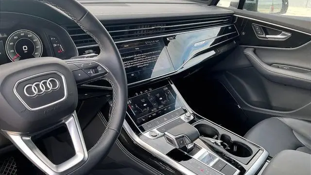 2025 Audi Q7 quattro Premium Plus 55 TFSI