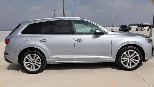 2025 Audi Q7 quattro Premium Plus 55 TFSI