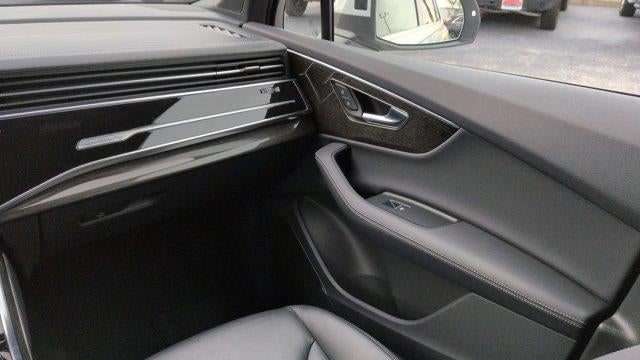 2025 Audi Q7 quattro Premium Plus 55 TFSI