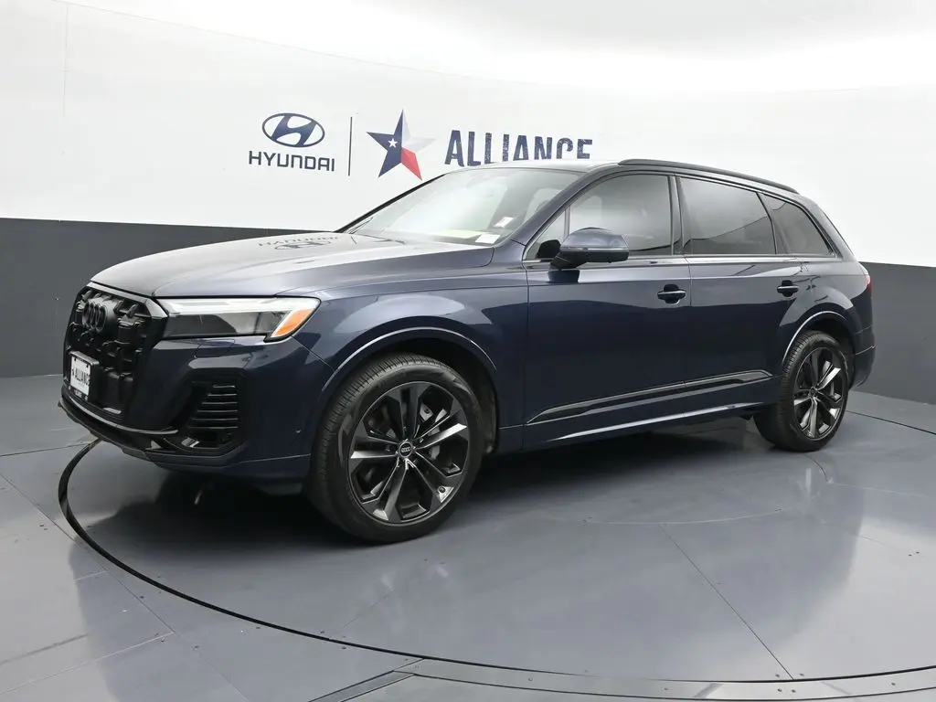 2025 Audi Q7 - $44,900