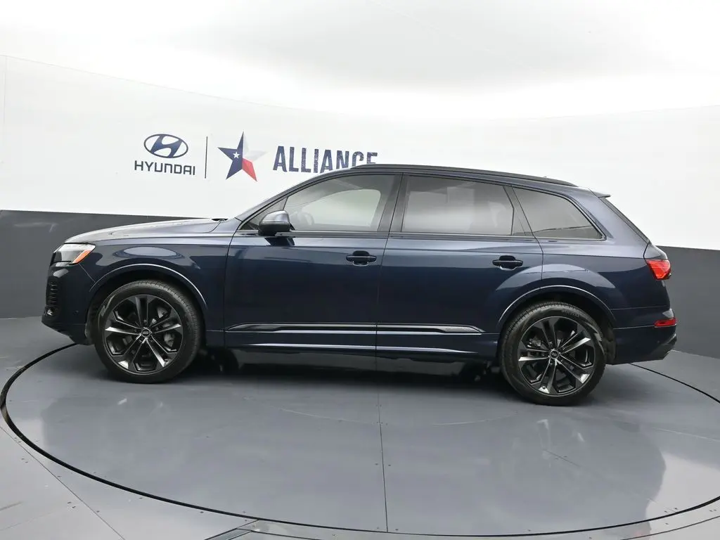 2025 Audi Q7 - $44,900
