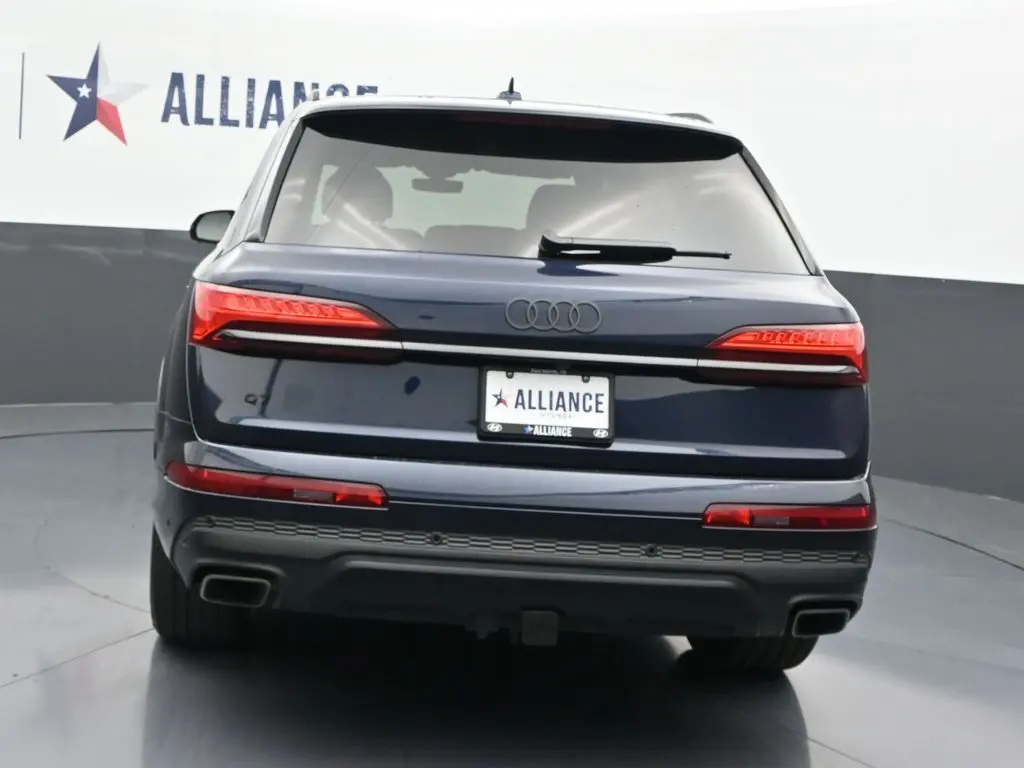 2025 Audi Q7 - $44,900