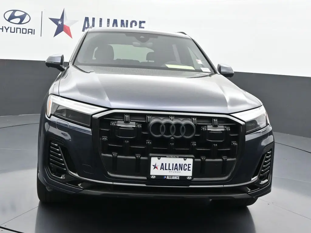 2025 Audi Q7 - $44,900