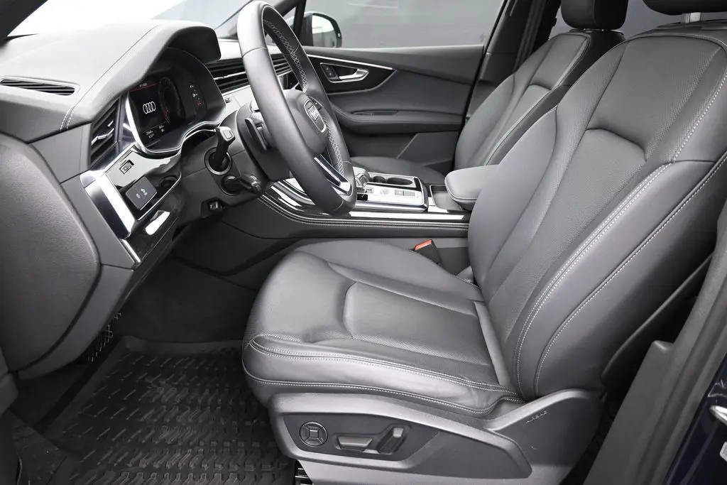 2025 Audi Q7 - $44,900