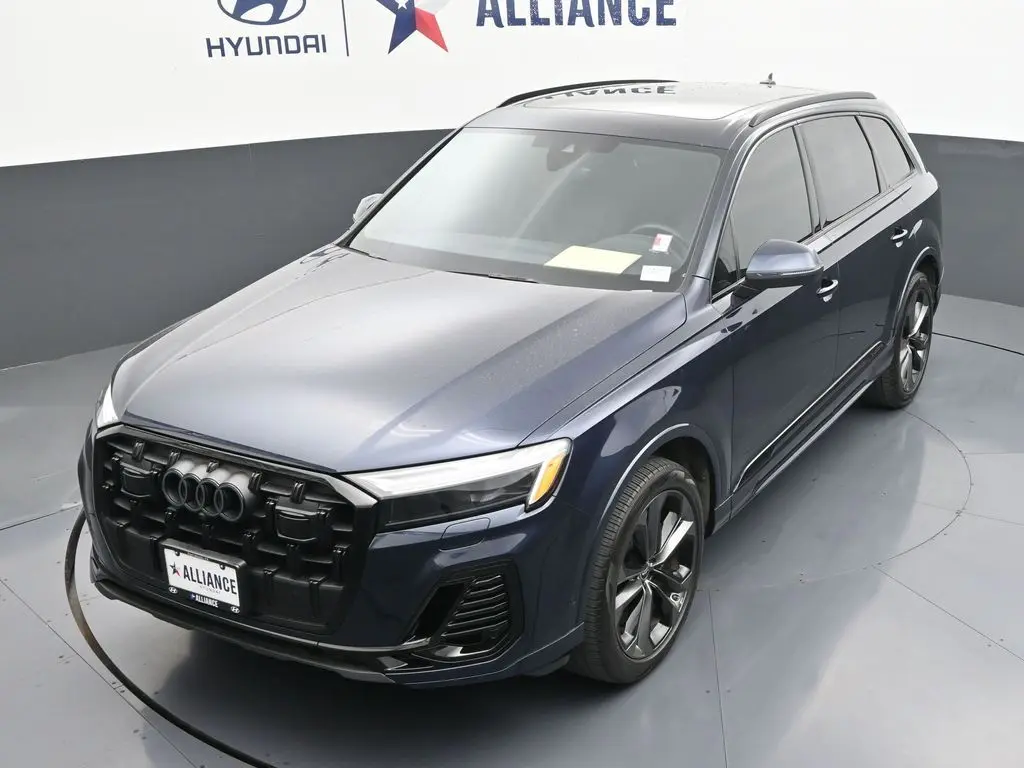 2025 Audi Q7 - $44,900