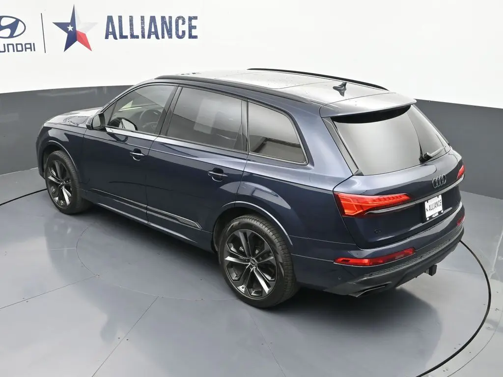 2025 Audi Q7 - $44,900