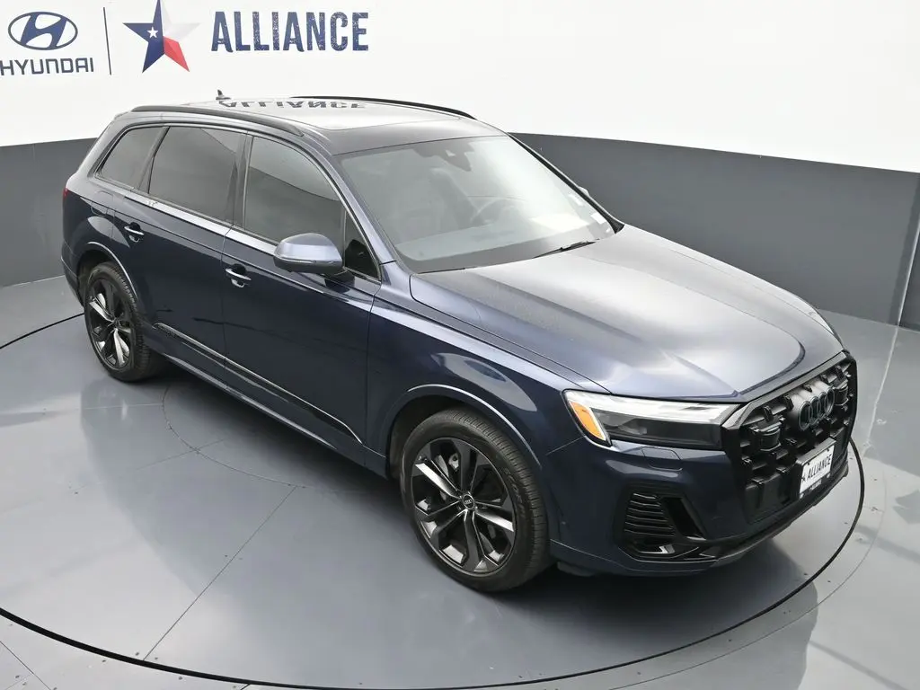 2025 Audi Q7 - $44,900