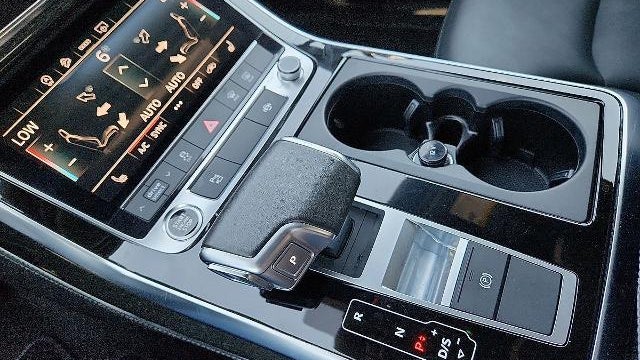 2025 Audi Q7 quattro Premium Plus 55 TFSI