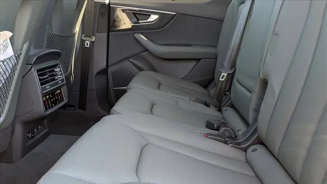 2026 Audi Q7 quattro Premium Plus 55 TFSI