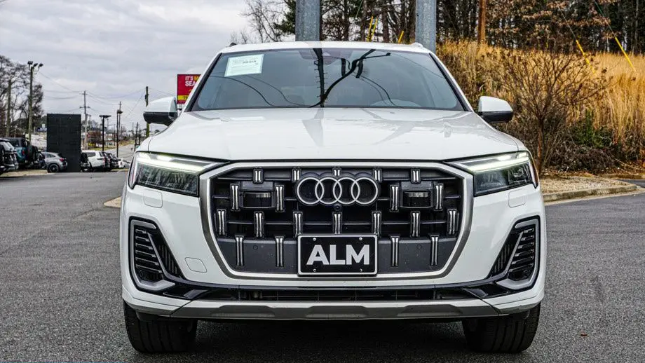2025 Audi Q7 quattro Premium Plus 55 TFSI