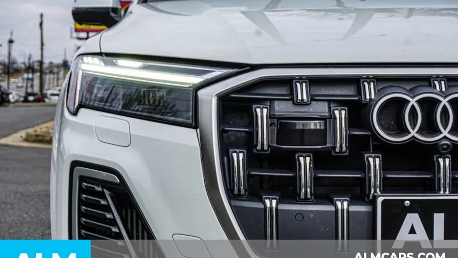 2025 Audi Q7 quattro Premium Plus 55 TFSI