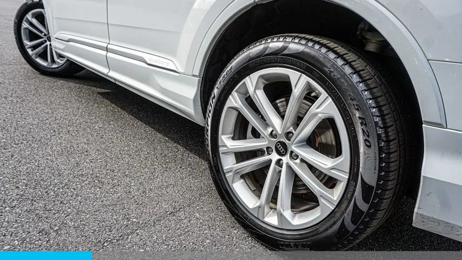 2025 Audi Q7 quattro Premium Plus 55 TFSI