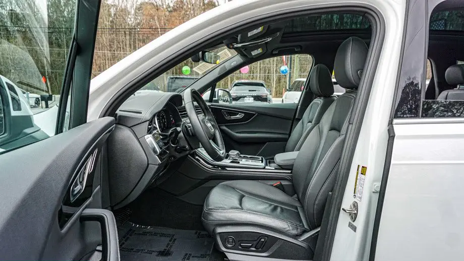 2025 Audi Q7 quattro Premium Plus 55 TFSI