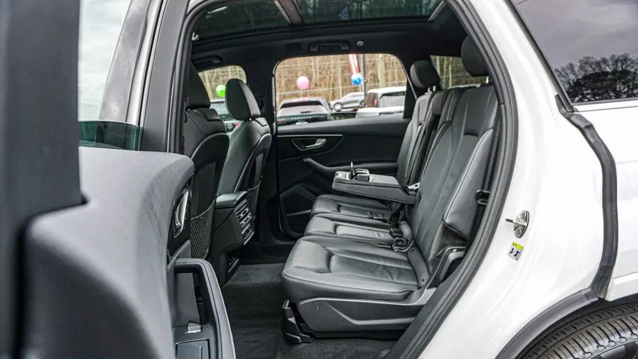 2025 Audi Q7 quattro Premium Plus 55 TFSI