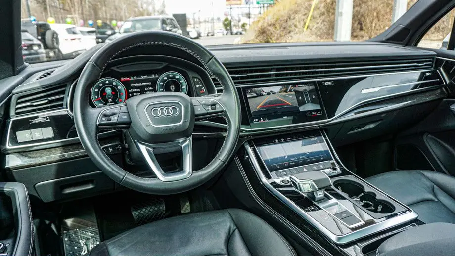 2025 Audi Q7 quattro Premium Plus 55 TFSI