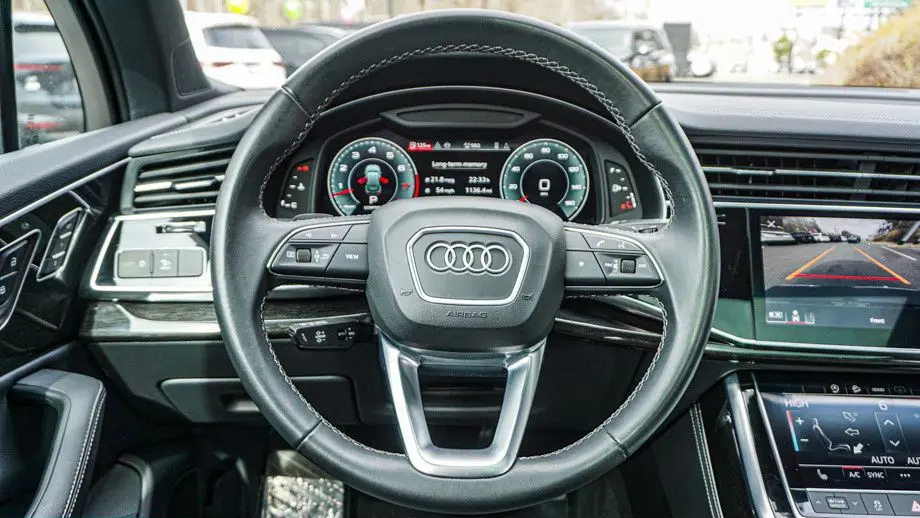 2025 Audi Q7 quattro Premium Plus 55 TFSI
