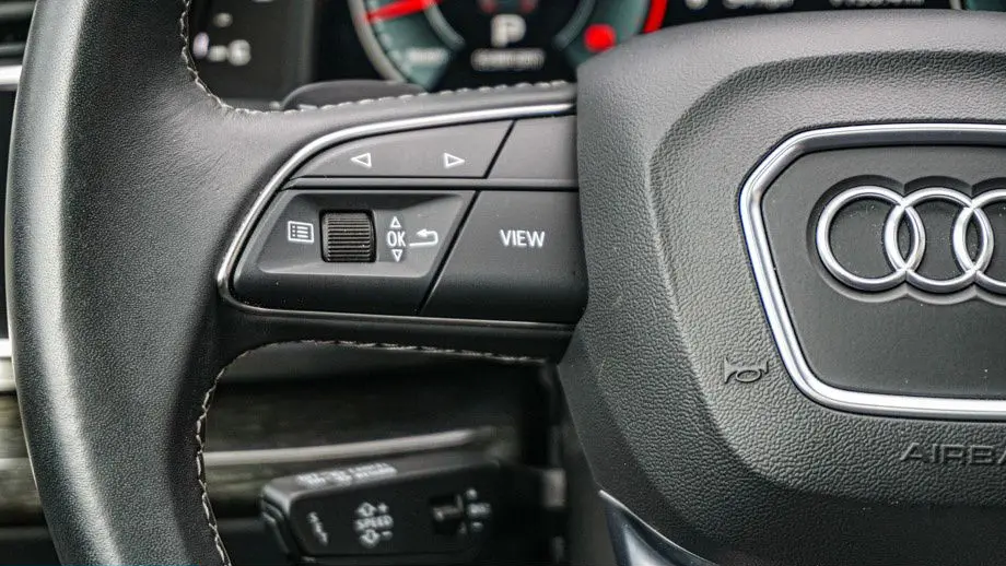 2025 Audi Q7 quattro Premium Plus 55 TFSI