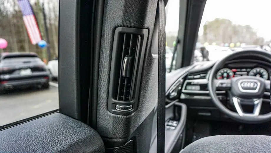 2025 Audi Q7 quattro Premium Plus 55 TFSI