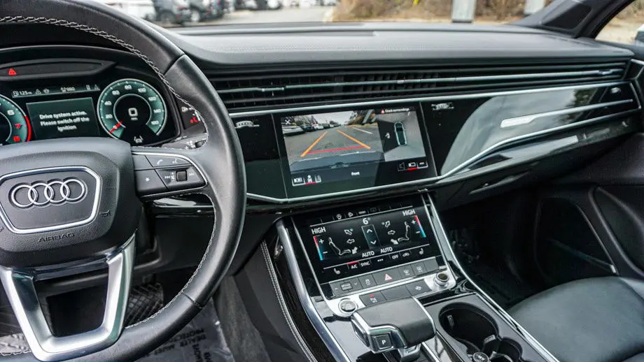 2025 Audi Q7 quattro Premium Plus 55 TFSI